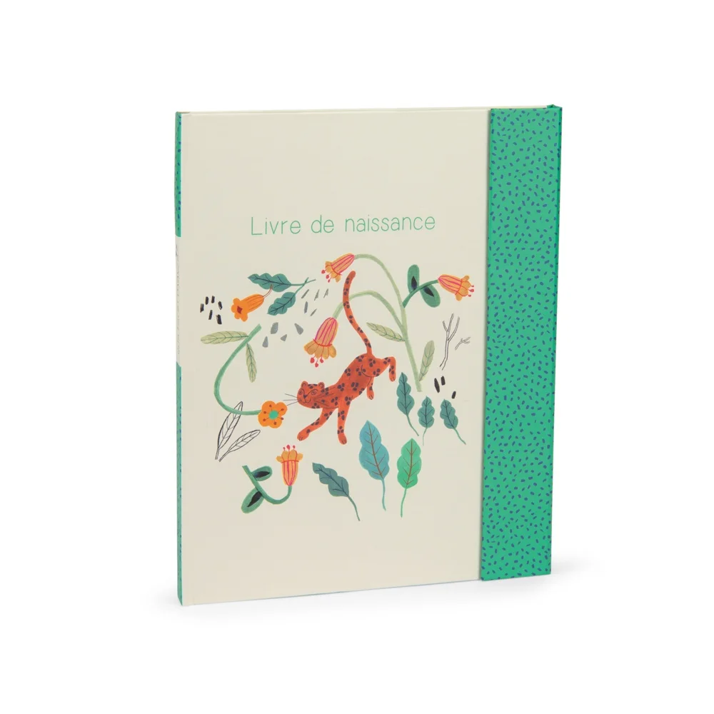 Livre de naissance La forêt Mawa avec couverture beige, motifs fleurs et panthère rouge.