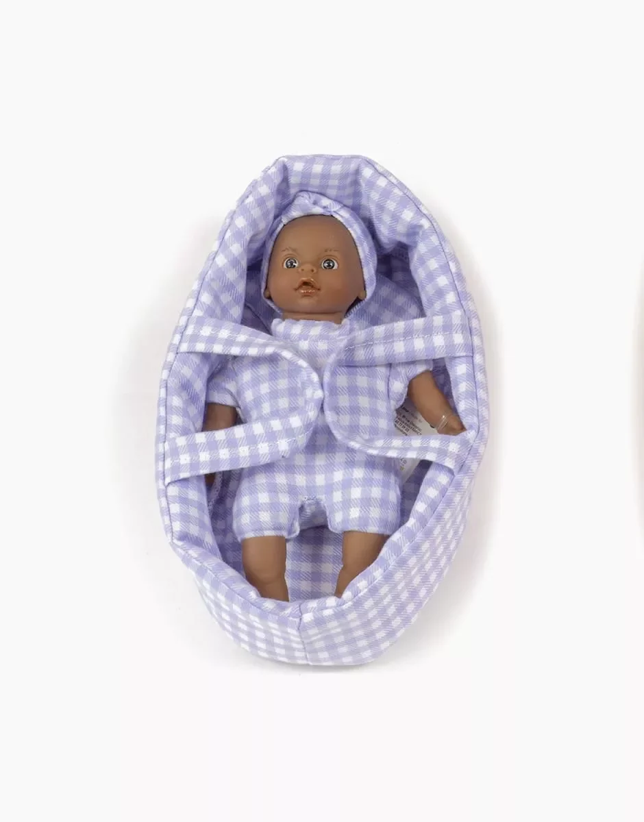 Minis Pia aux yeux clairs et son couffin Vichy violet lilas - Minikane