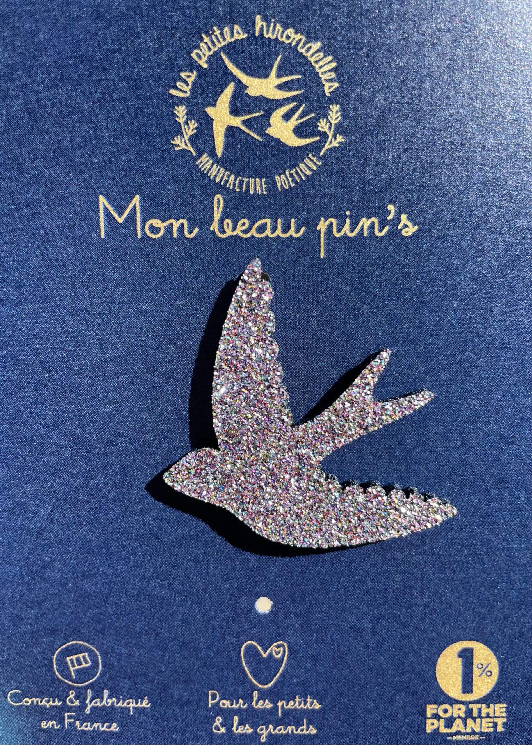 Pin's Hirondelle Multi - Les Petites Hirondelles