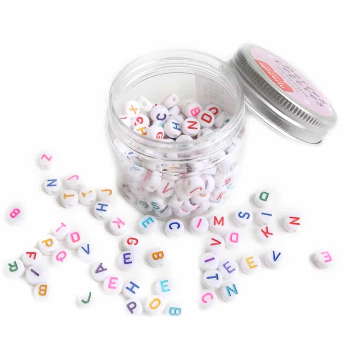 Pot de perles lettres multicolores - La Petite Epicerie