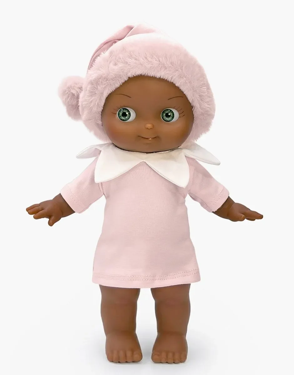Prunelle en fête et sa tenue de lutin rose - Minikane