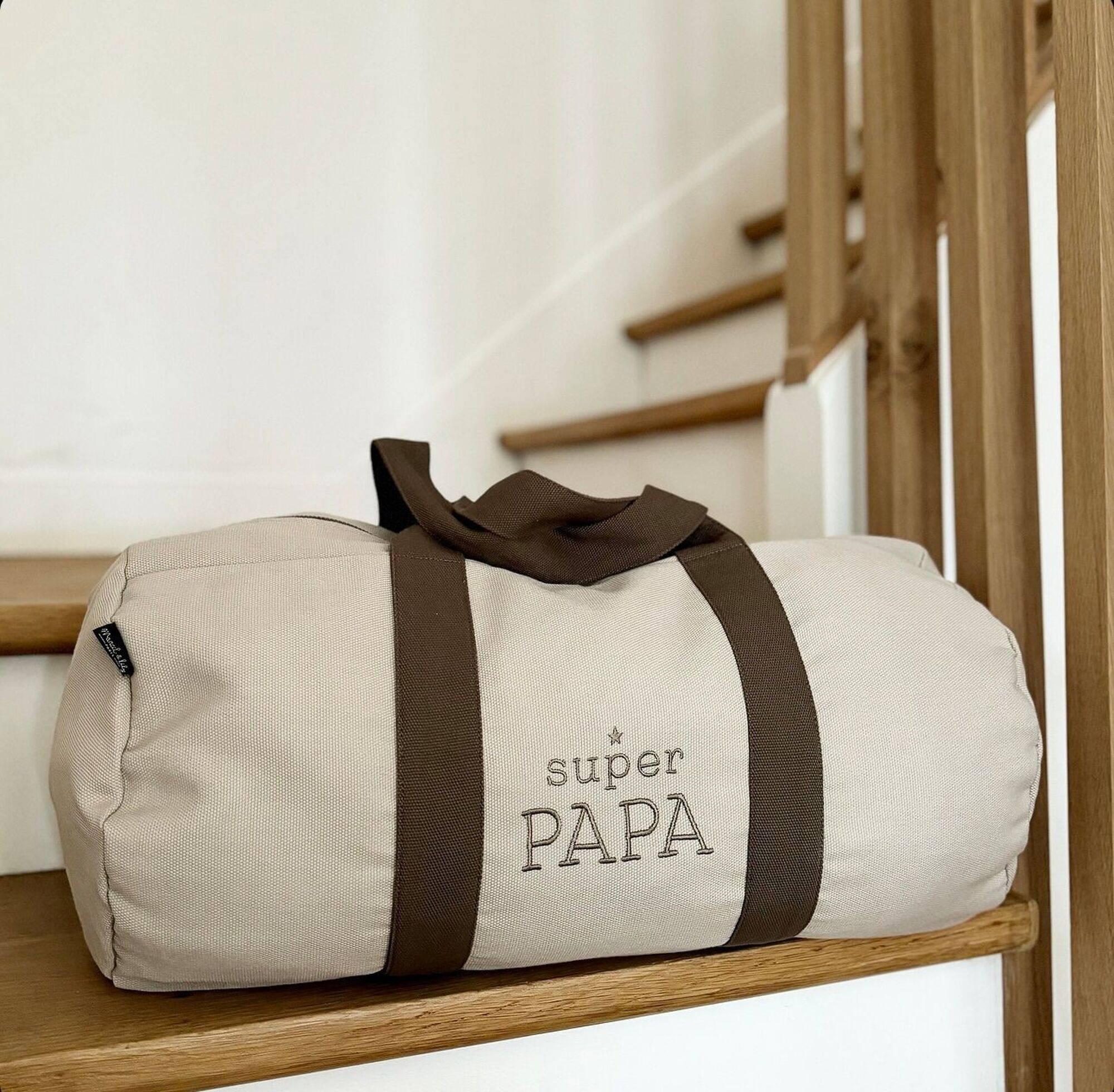 Sac polochon brodé Super Papa - Marcel et Lily