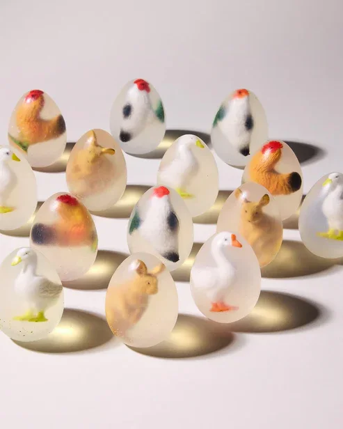 Savon avec figurine en forme d'œuf - Ludi Soap