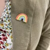 Broche pin's émaillé Arc-en-ciel - La Petite Epicerie