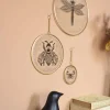 Cadre Kiko Abeille 20cm rond métal doré, illustration abeille noir et beige.