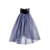 Cape maléfique Ratatam en tulle noir et violet, col plissé, fermeture bijou violet.
