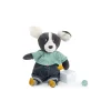 Chien Puce en peluche gris blanc, habillé vert à pois et jean, jouet musical Moulin Roty.