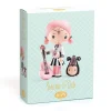Figurine Tinyly Sidonie cheveux roses avec guitare rose et micro noir et blanc