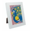 Cadre blanc avec mosaïque brillante Glitters Paon Buki en perles colorées bleu, jaune, vert et rose.