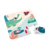 Puzzle en bois Janod avec crocodile vert, coccinelle rouge, plante aquatique et pièce détachée