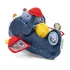 Avion en tissu bleu marine avec chien Jules en pilote, casquette rouge, et accessoires colorés