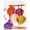 Mini suspension feuilles en macramé orange, rose, beige et jaune, en coton