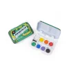 Mini palette aquarelle ouverte avec 8 couleurs vives, boîtier vert serpent Moulin Roty