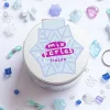 Boîte métal ronde Mix perles Frozen avec perles bleues, blanches et transparentes en formes variées