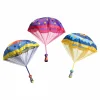 Parachutiste en bois Flying Heroe - Djeco
