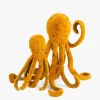 Deux peluches poulpes orange moutarde avec textures douces - Petit poulpe Tout autour du monde Moulin Roty