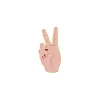 Pin's métal forme main rose signe peace doigts vernis rouge Coucou Suzette