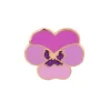 Pin's fleur pensée mauve en métal doré avec trois nuances de violet et paillettes.