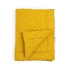 Plaid jaune moutarde Puce et Pilou avec petits motifs colorés Moulin Roty