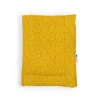 Plaid jaune moutarde Puce et Pilou avec motifs petits traits blancs et gris Moulin Roty
