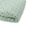 Plaid sauge Trois petits lapins avec motifs feuilles vert foncé et orange pâle