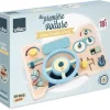 Plateau d’éveil en bois forme voiture avec volant bleu et jouets d’activités colorés