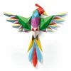 oiseau 3D coloré en papier du poster 3D Amazonie Djeco aux ailes déployées