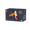 Boîte noire avec draisienne bois orange et rouge Little Bikloon Janod, photo enfant.