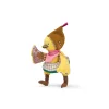 Peluche Rita la cane jaune Les Minouchkas, bonnet marron, écharpe rose, bottes marron.