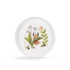 Assiette en porcelaine blanche avec illustration lapin orange et plantes vertes, Moulin Roty