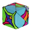 Shashibo Kaleido à motifs géométriques multicolores, facettes hexagonales brillantes.
