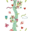 Toise colorée avec jeune fille, fleurs, papillons, oiseaux et cœurs décoratifs.