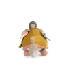 Tortue géante d'activités en tissu moutarde avec petits animaux en peluche dessus
