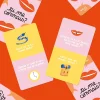Cartes de jeu "Tu me connais?" avec questions et illustrations colorées, fond orange.