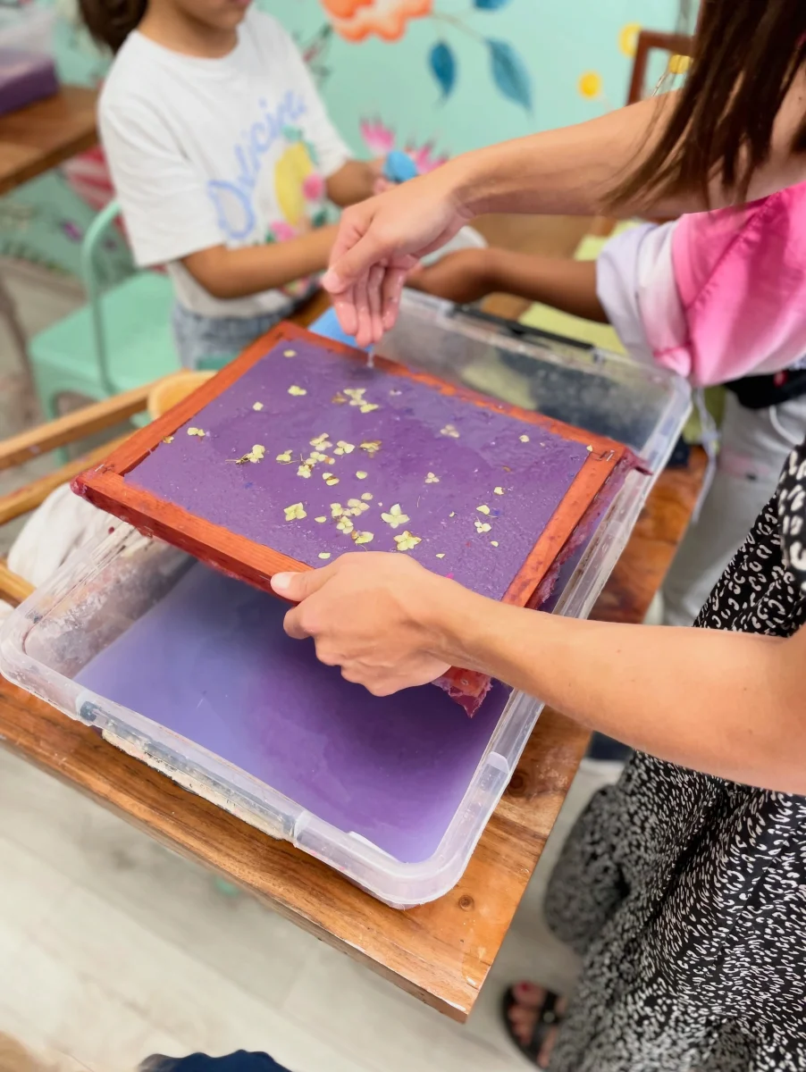 Atelier découverte de papier recyclé