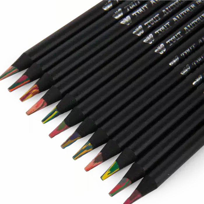 12 crayons de couleur multicolores tout autour du monde moulin roty